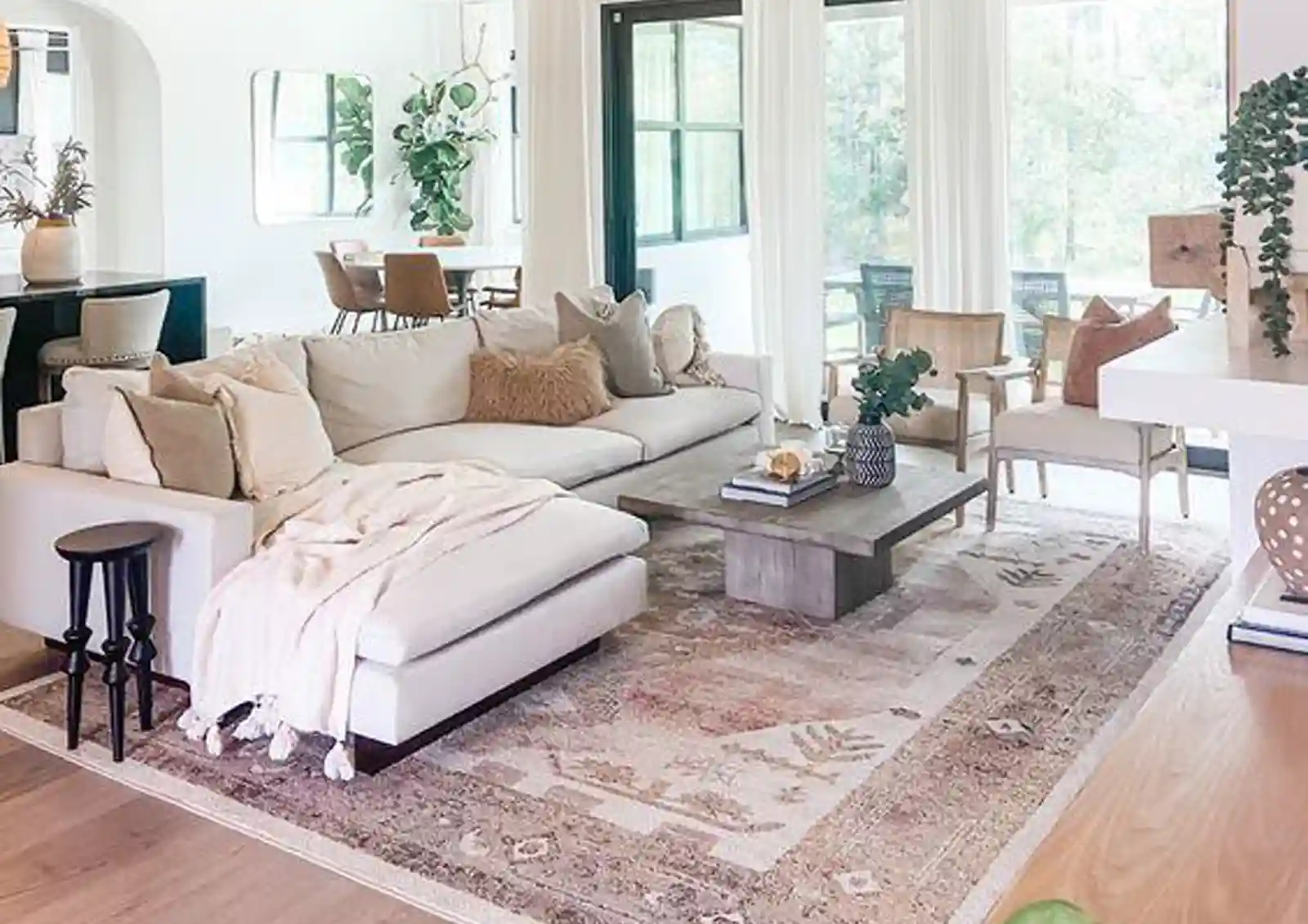 732313699_dlf-the-arbour-gallery-3